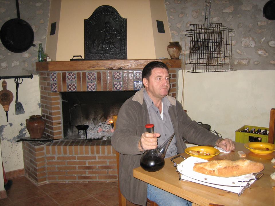 564402_529087717133379_620821269_n