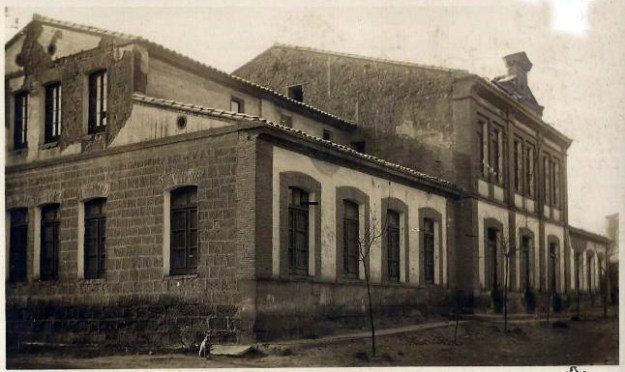 escuelas-saric3b1ena[240].jpg