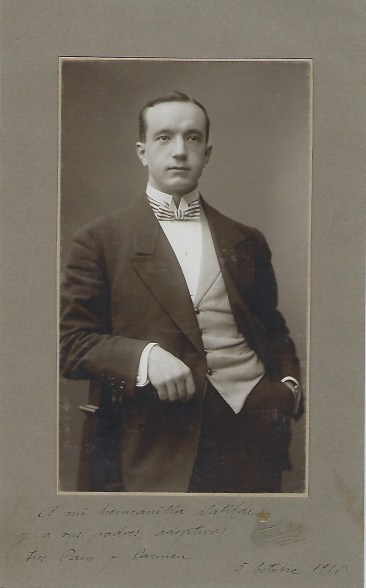 Foto formal de Casimiro